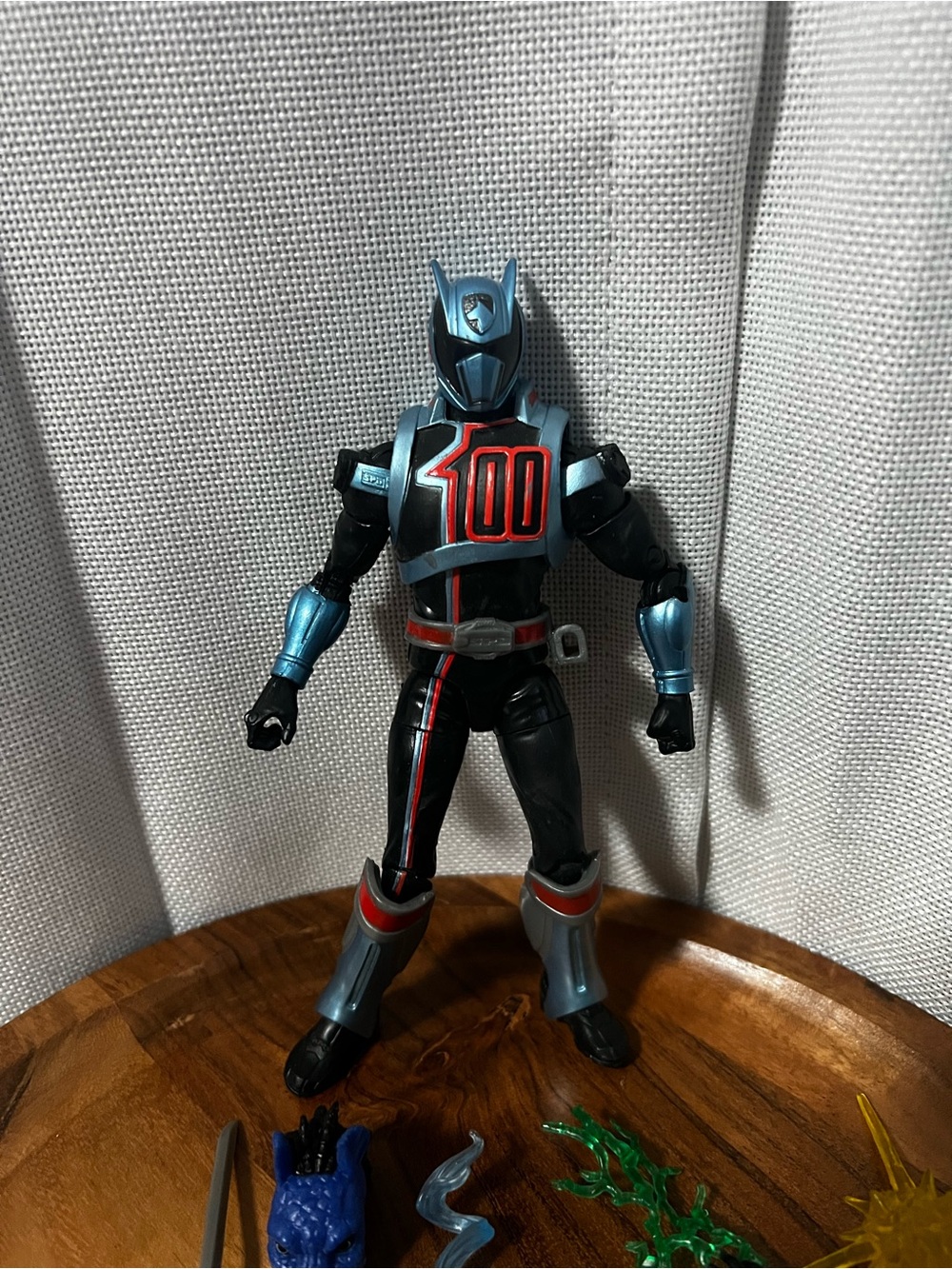 Power Rangers Lightning Collection SPD Shadow Ranger - Picture 2 of 4